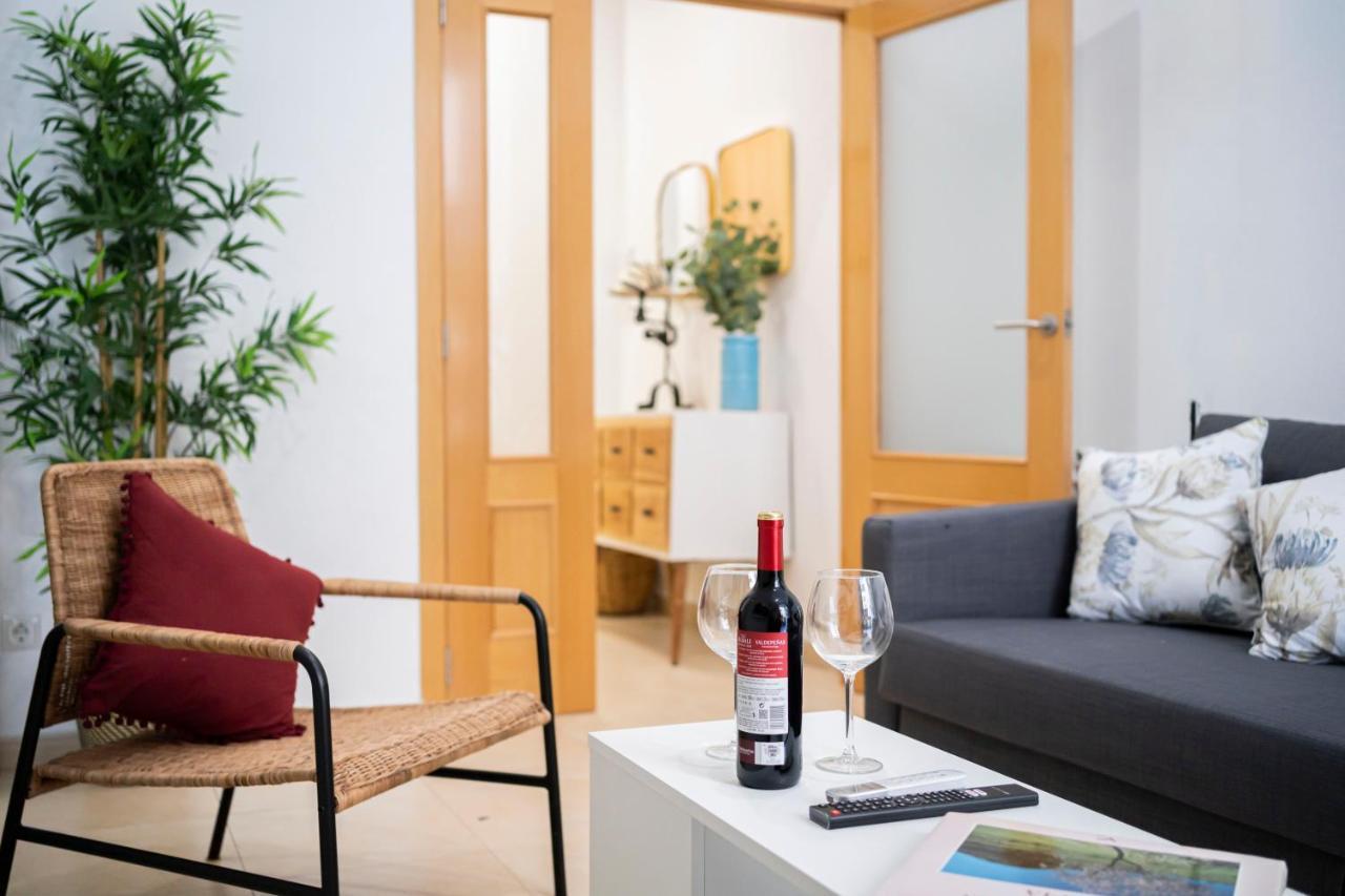 For You Rentals Temporal Infantas Gran Via Inf1D Madrid Buitenkant foto